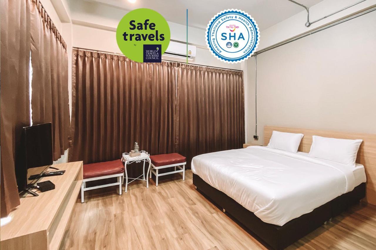 Grand Hotel Buriram Ruang foto
